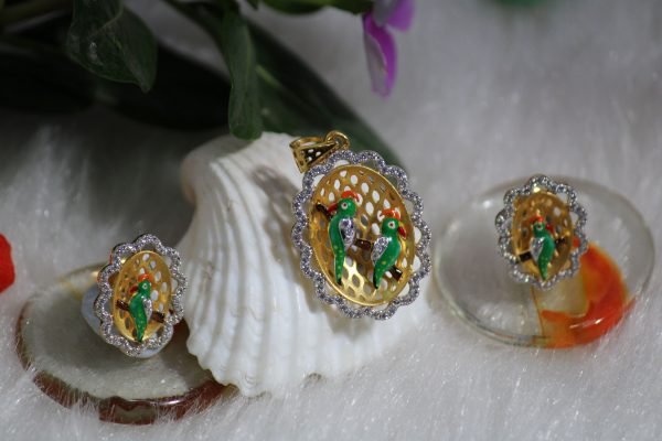 Gold Pendant Set For Ladies