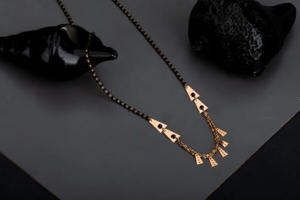 gold fancy mangalsutra