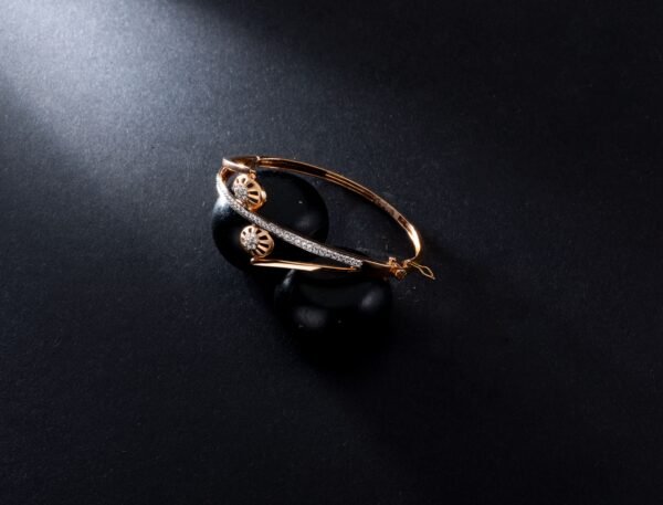 Kada Style Rose Gold Bracelet