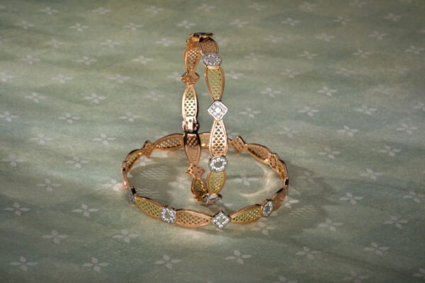 kangan gold women