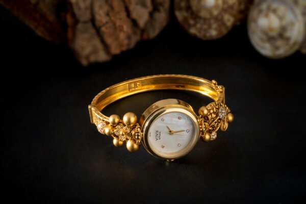 ladies golden watch