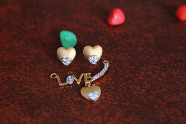 love design pendent set