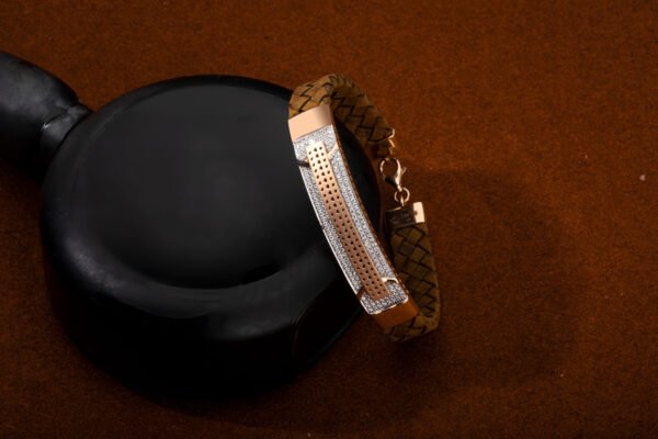 new style bracelet gold