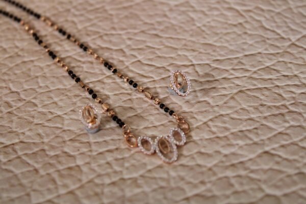 round design mangalsutra